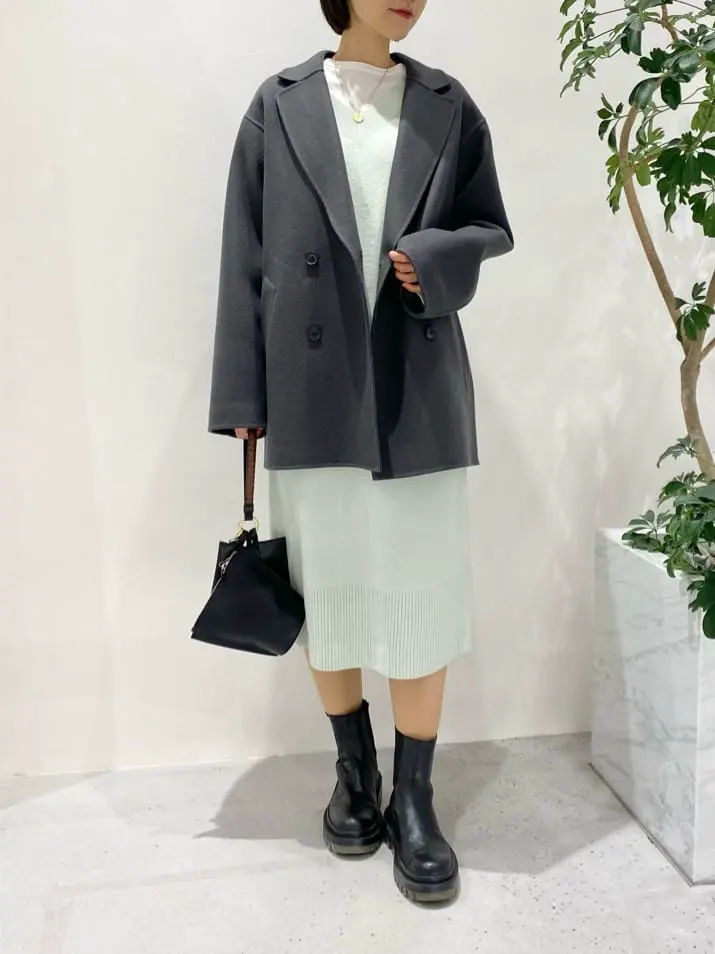 BEIGE， R.A コーディネート画像