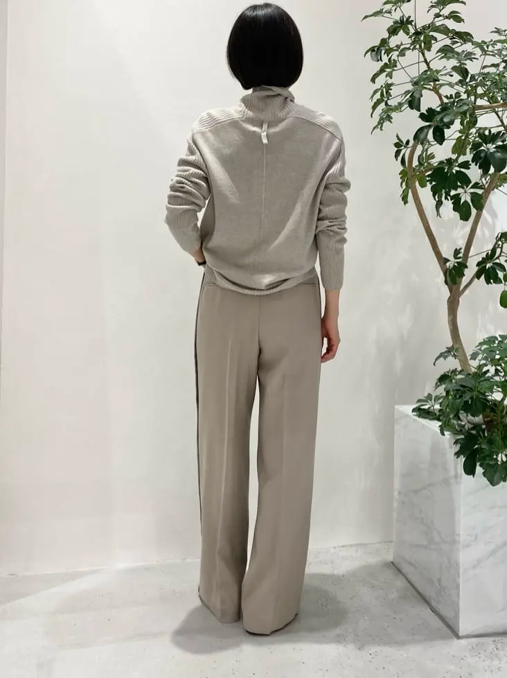 BEIGE， R.A コーディネート画像