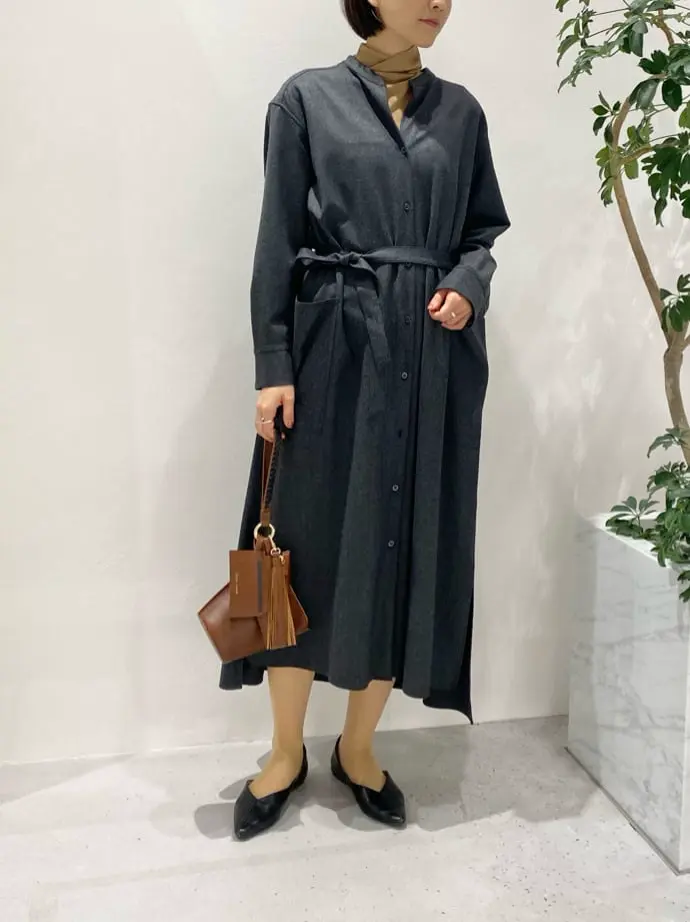 BEIGE， R.A コーディネート画像