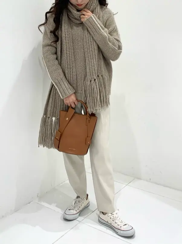 BEIGE， アライ コーディネート画像