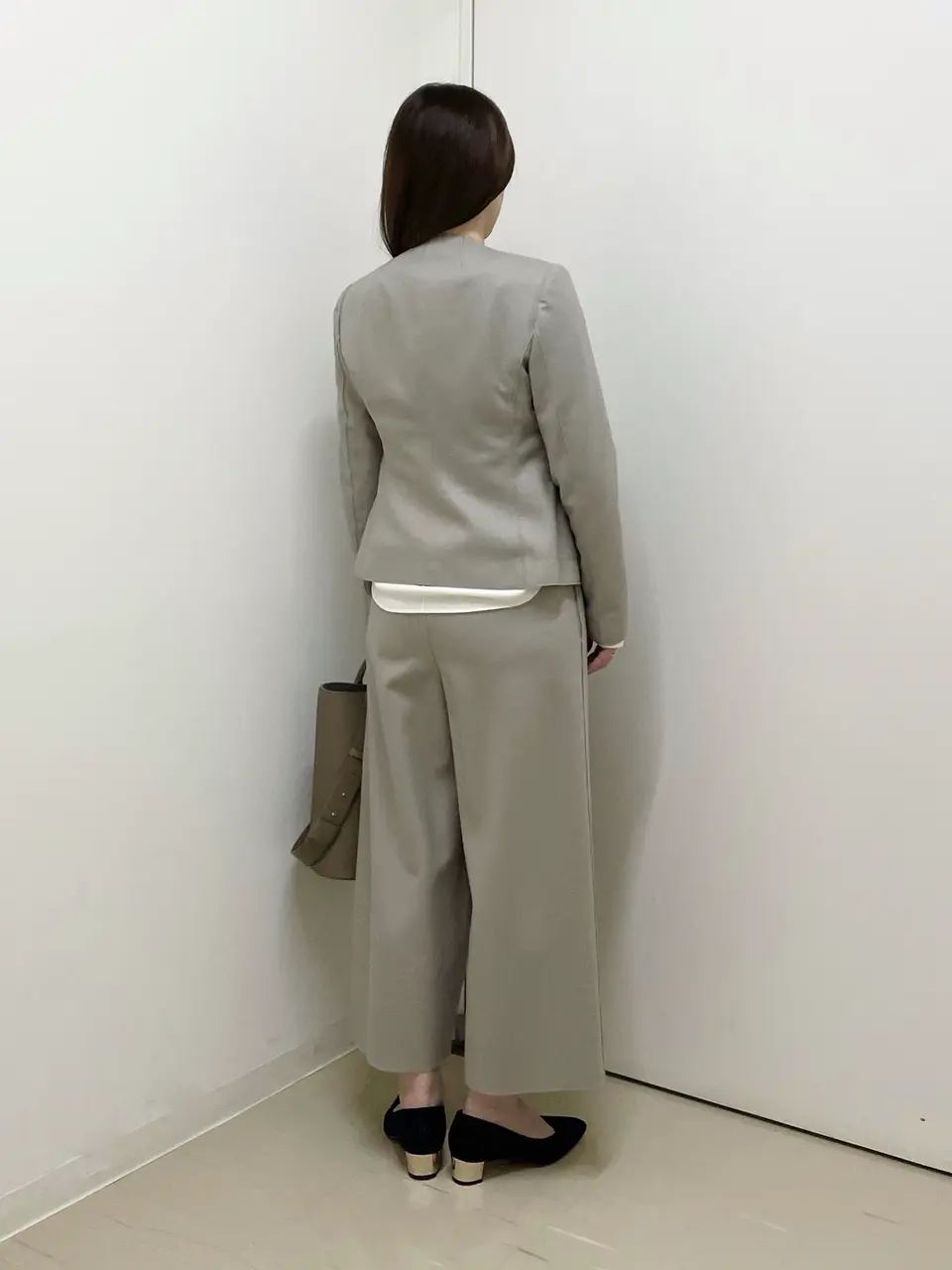 BEIGE， スタッフ コーディネート画像