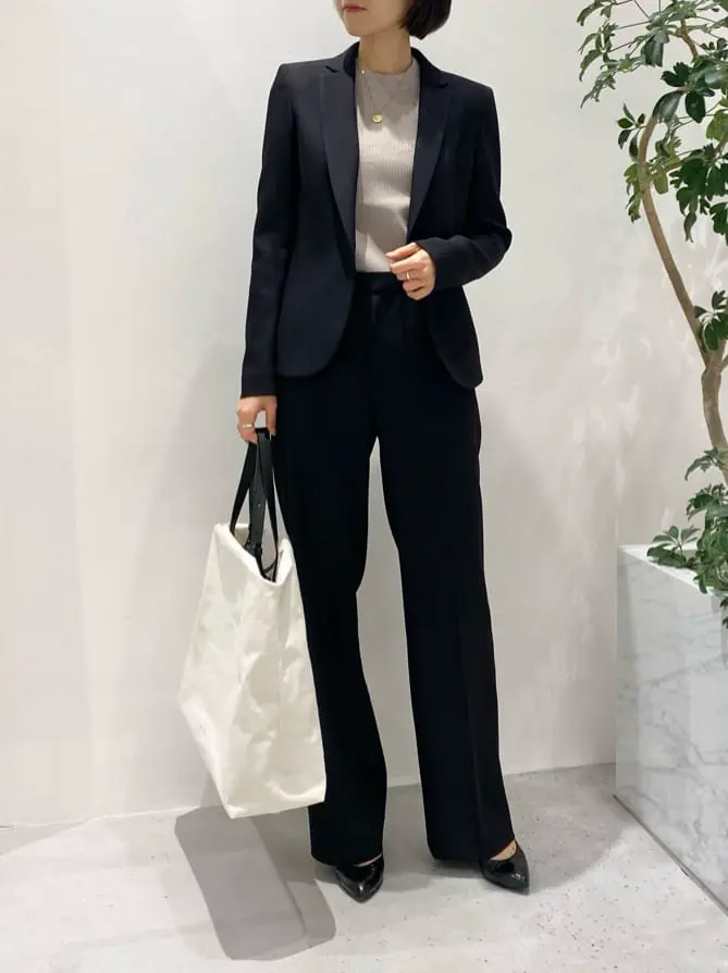 BEIGE， R.A コーディネート画像