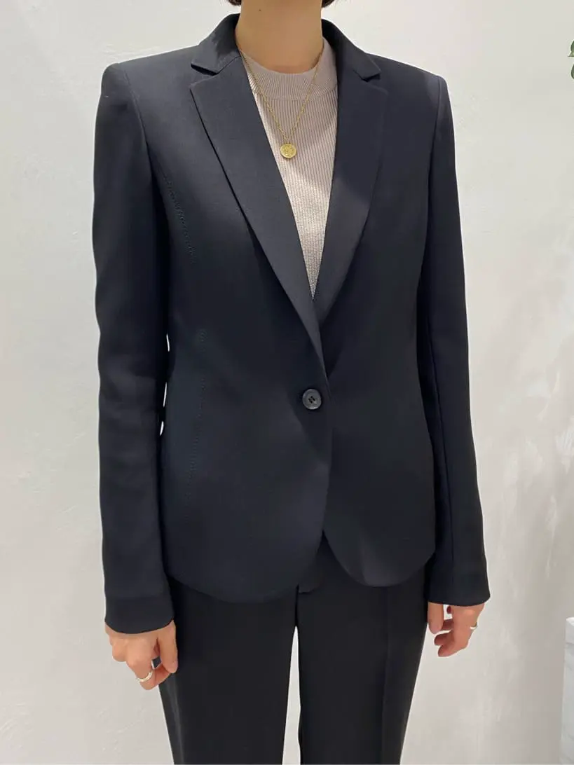 BEIGE， R.A コーディネート画像