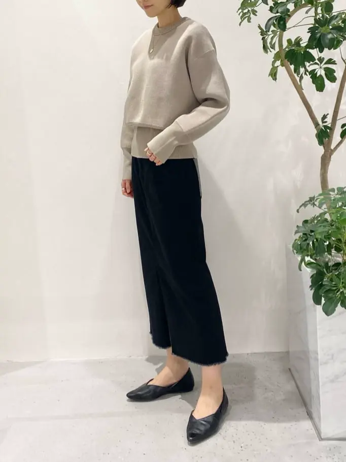 BEIGE， R.A コーディネート画像