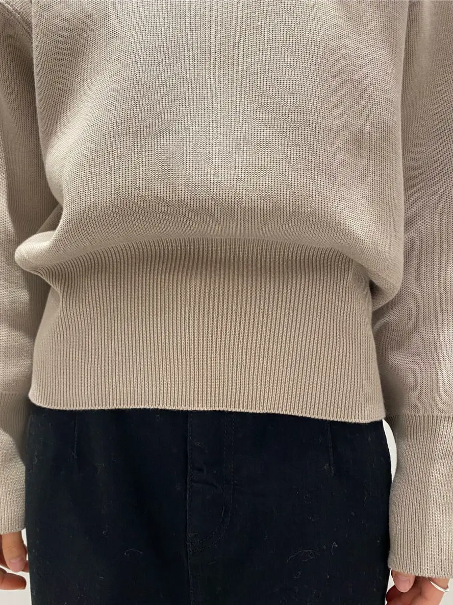 BEIGE， R.A コーディネート画像