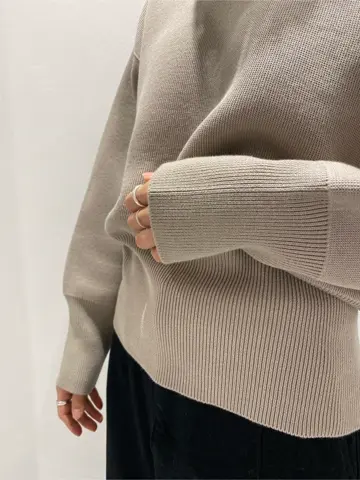 BEIGE， R.A コーディネート画像