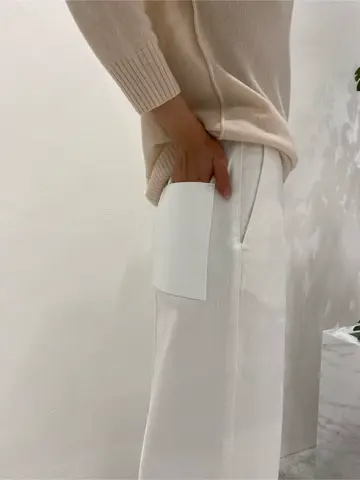 BEIGE， R.A コーディネート画像