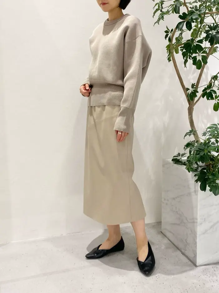 BEIGE， R.A コーディネート画像