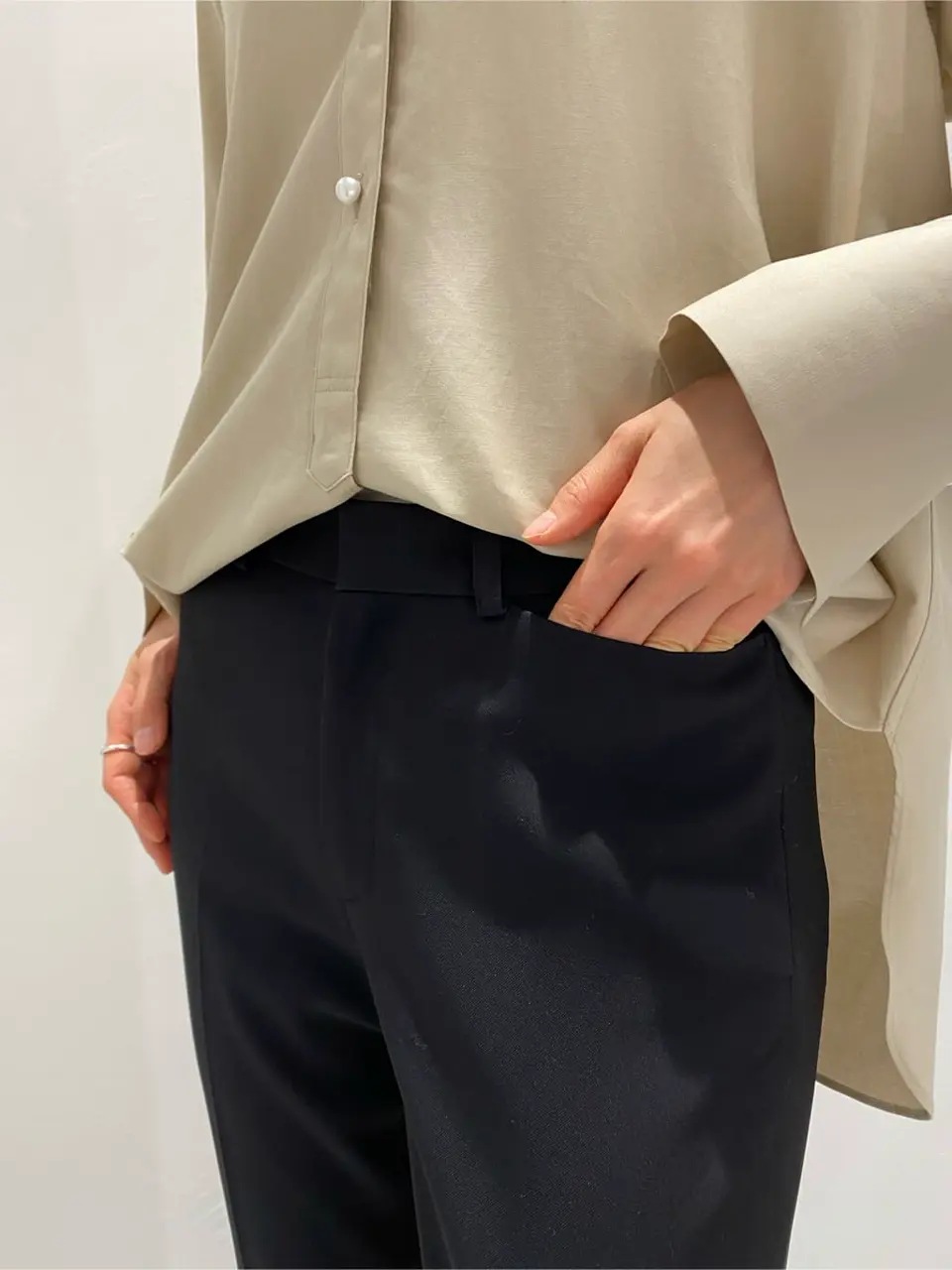 BEIGE， R.A コーディネート画像