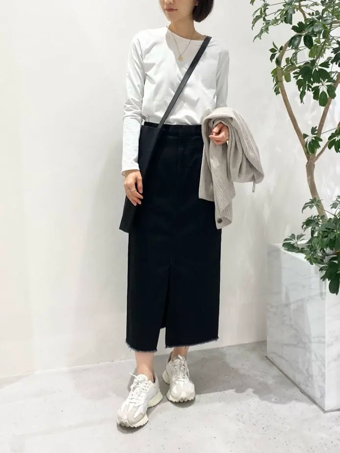 BEIGE， R.A コーディネート画像