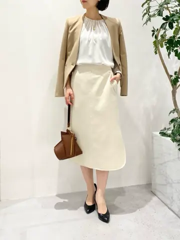 BEIGE， R.A コーディネート画像