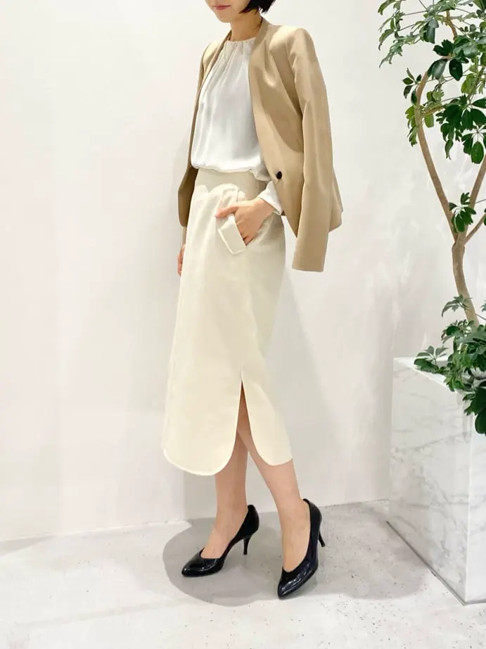 BEIGE， R.A コーディネート画像