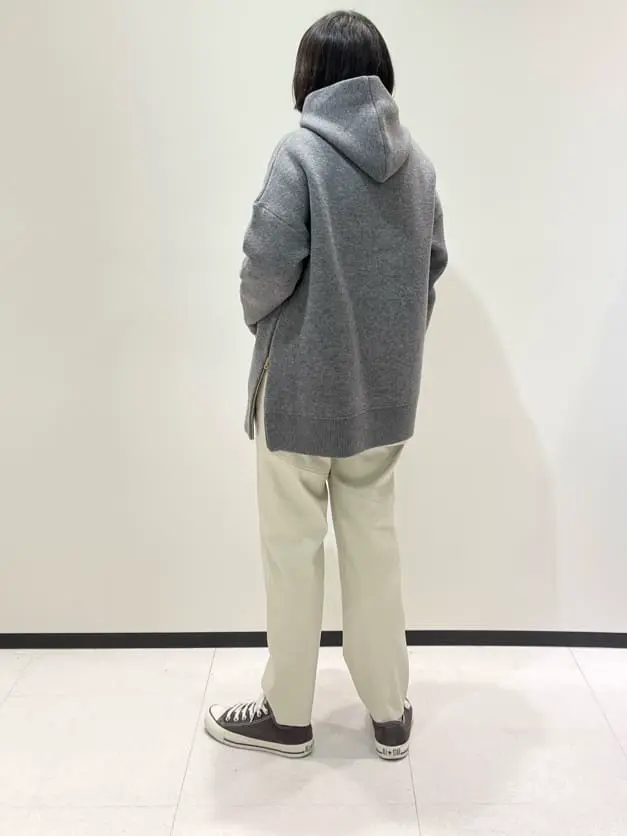 BEIGE， 藤木 コーディネート画像