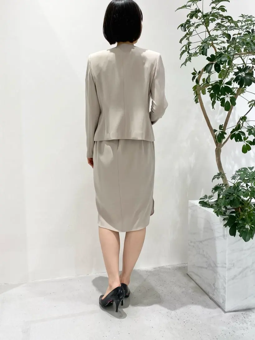 BEIGE， R.A コーディネート画像