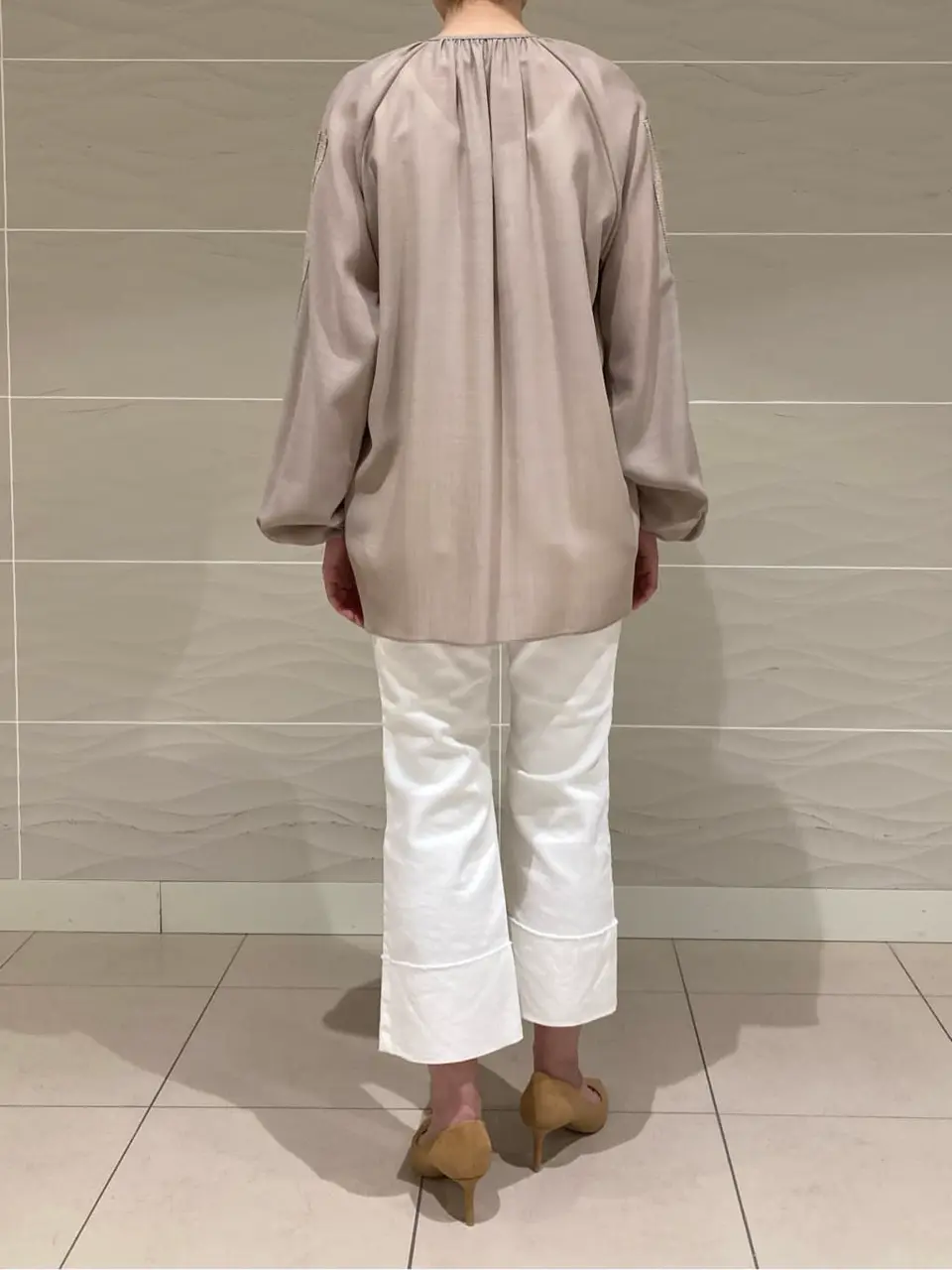 BEIGE， スタッフ コーディネート画像