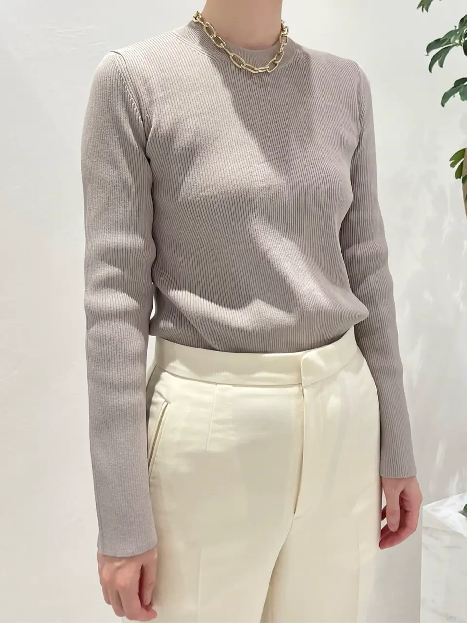 BEIGE， 小泉 コーディネート画像