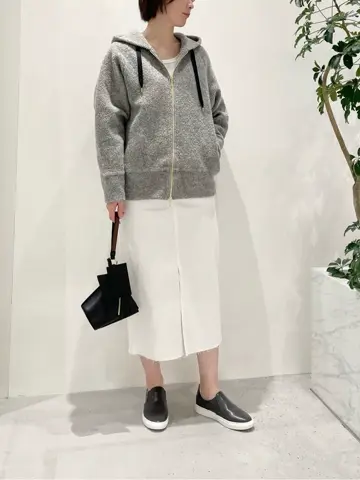 BEIGE， 小泉 コーディネート画像