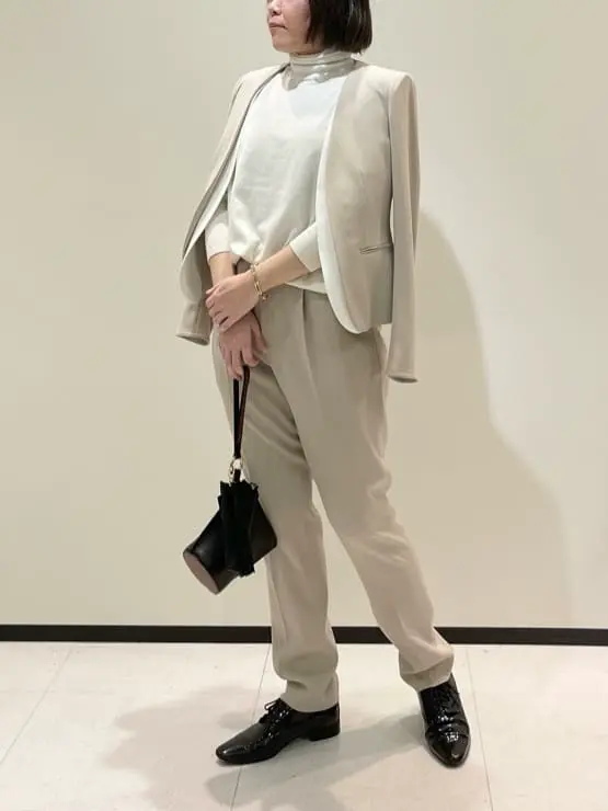 BEIGE， 藤木 コーディネート画像