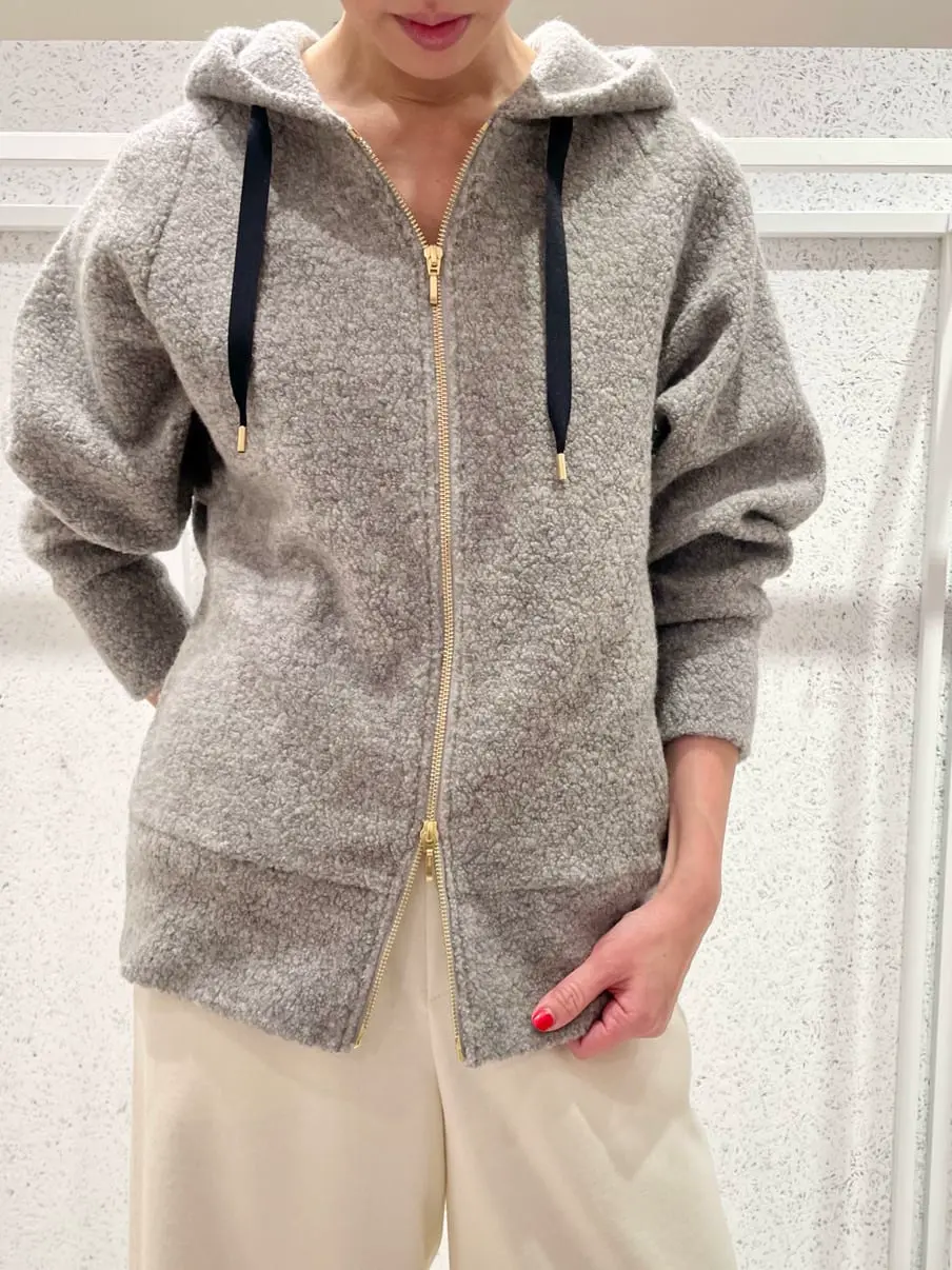 BEIGE， 柴田 コーディネート画像