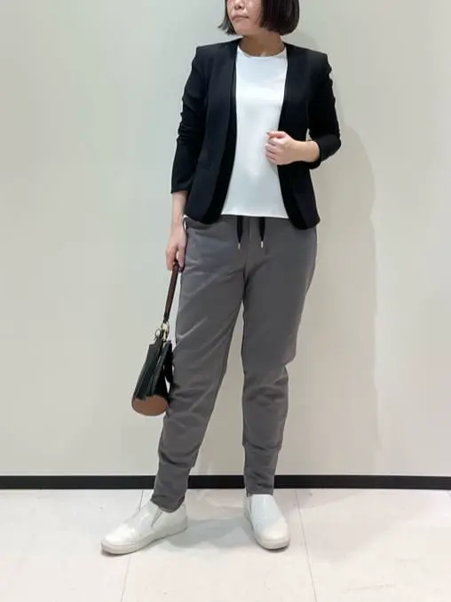 BEIGE， 藤木 コーディネート画像