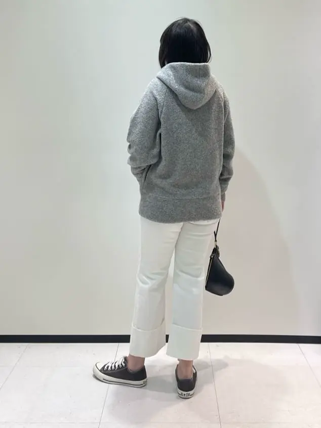 BEIGE， 藤木 コーディネート画像