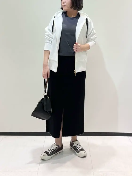 BEIGE， 藤木 コーディネート画像