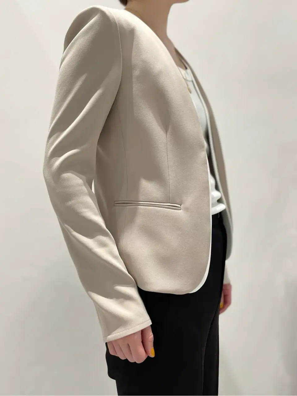 BEIGE， 小泉 コーディネート画像