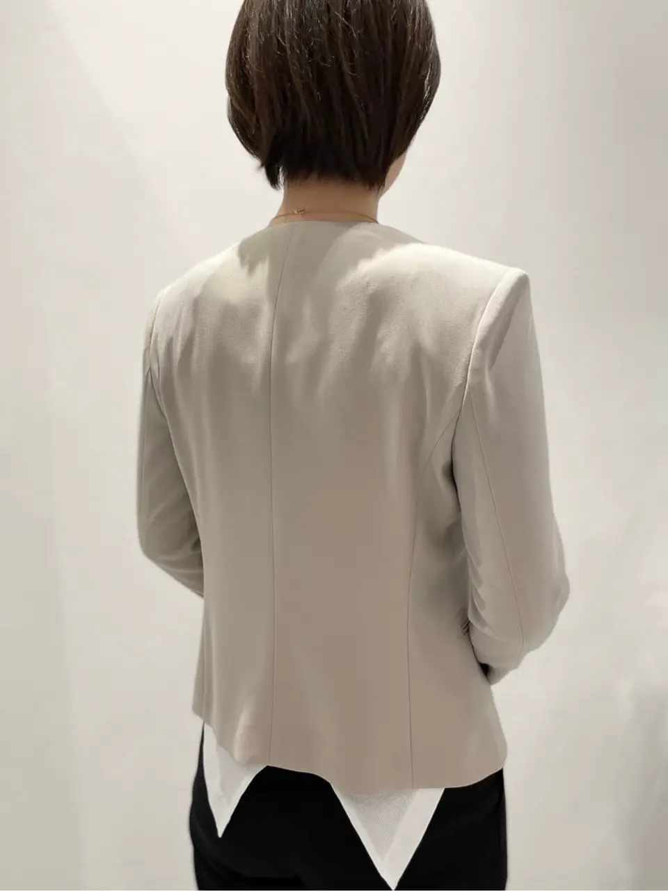 BEIGE， 小泉 コーディネート画像