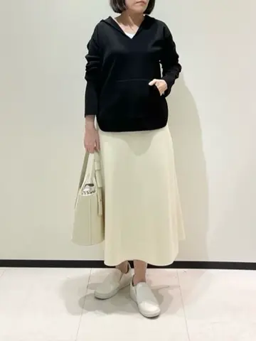 BEIGE， 藤木 コーディネート画像