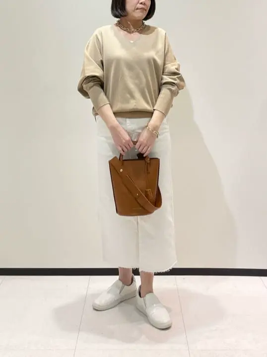 BEIGE， 藤木 コーディネート画像
