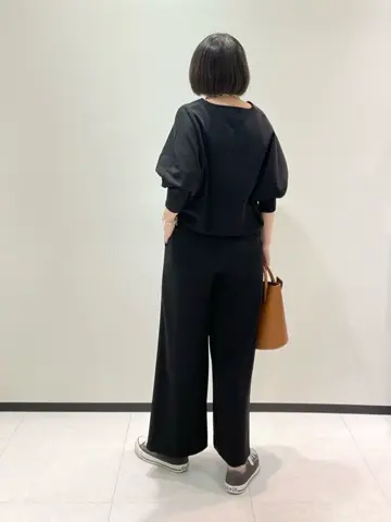 BEIGE， 藤木 コーディネート画像