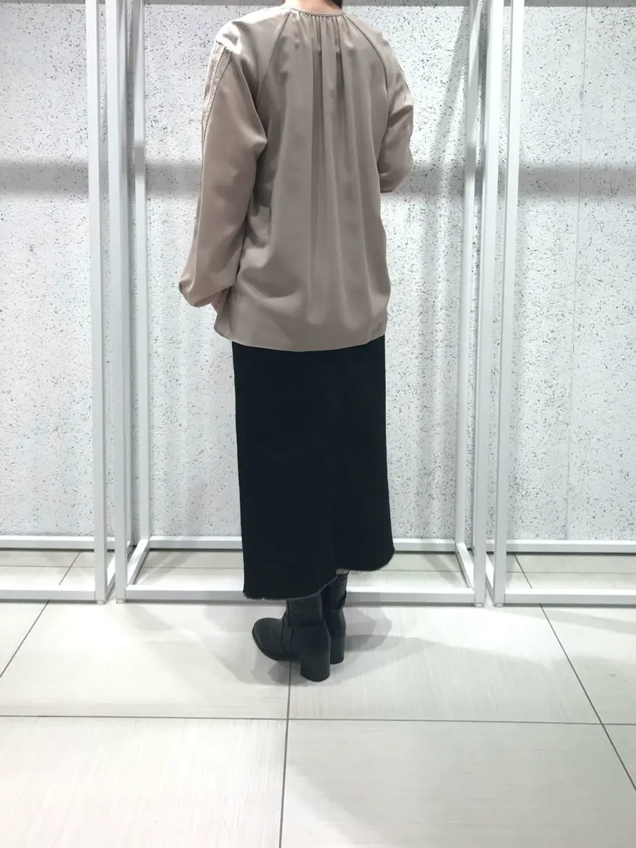 BEIGE， スタッフ コーディネート画像