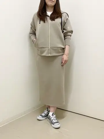 BEIGE， スタッフ コーディネート画像
