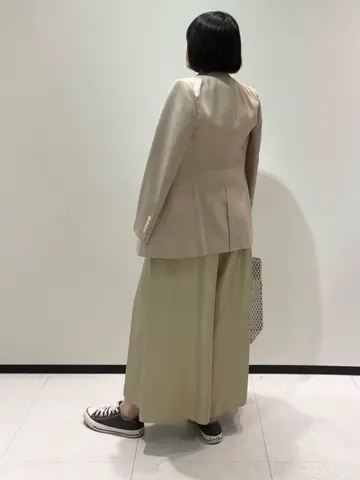 BEIGE， 藤木 コーディネート画像