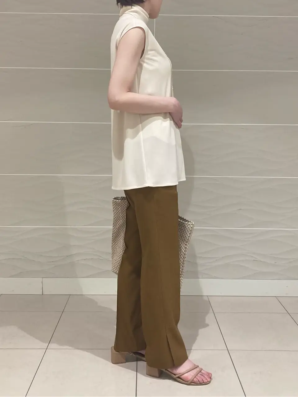 BEIGE， スタッフ コーディネート画像