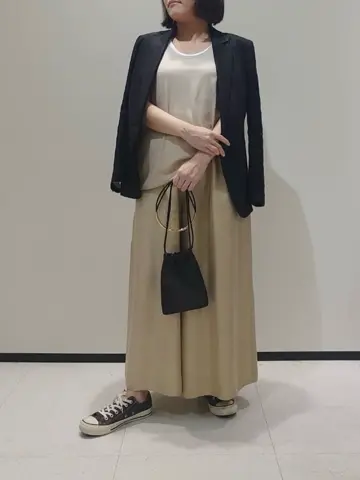 BEIGE， 藤木 コーディネート画像