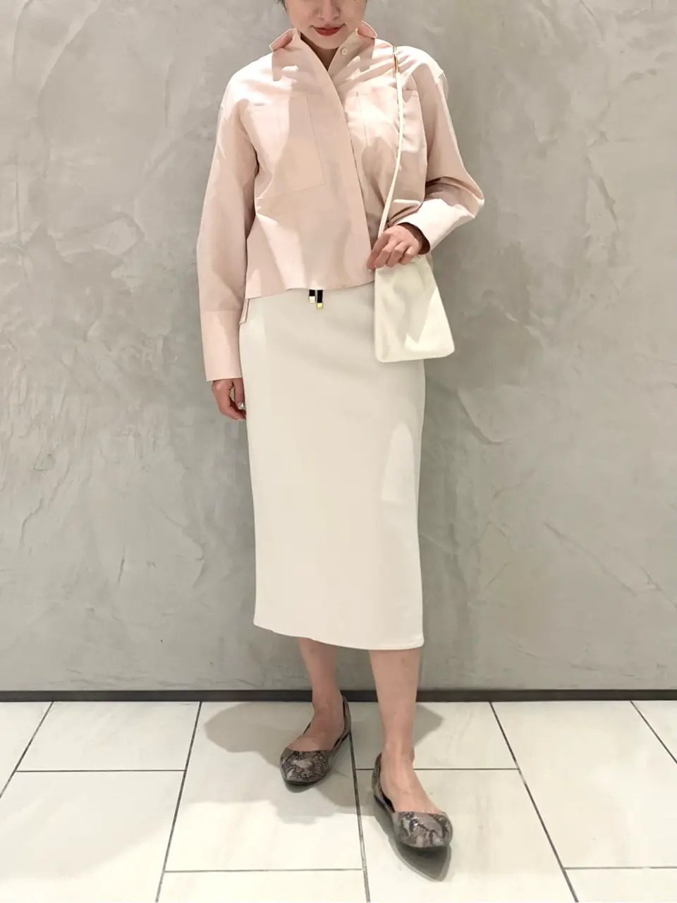 BEIGE， アライ コーディネート画像