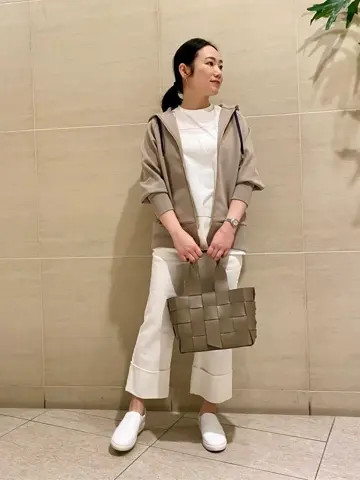 BEIGE， 毛利 コーディネート画像