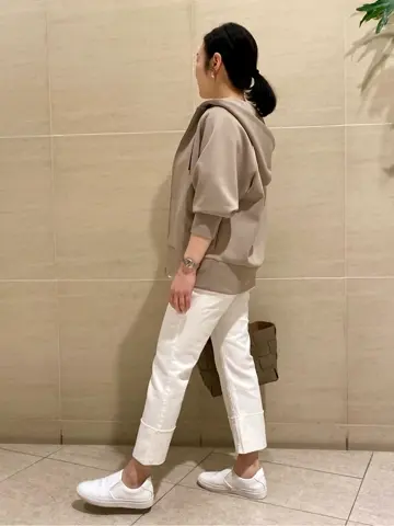 BEIGE， 毛利 コーディネート画像