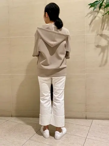 BEIGE， 毛利 コーディネート画像