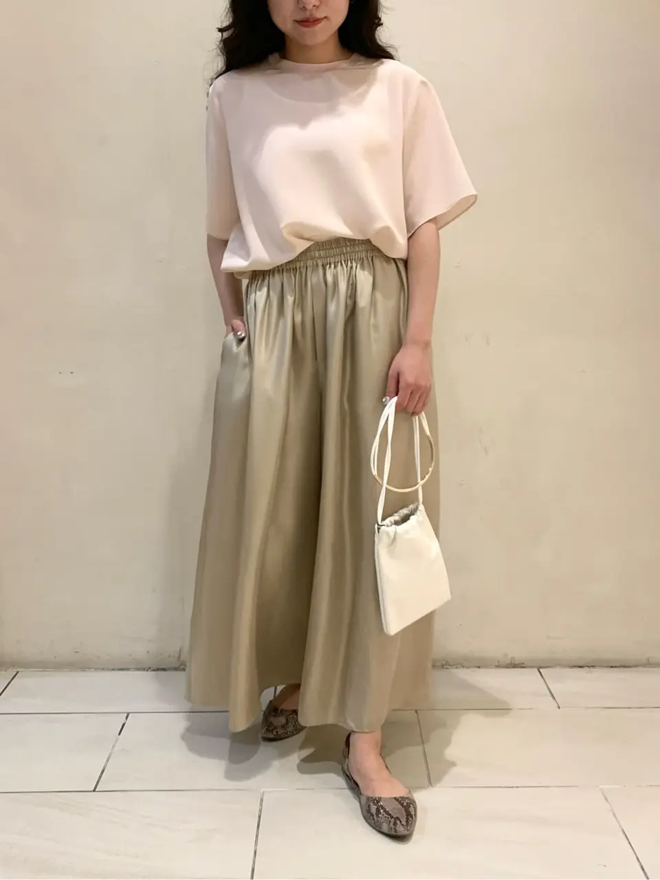 BEIGE， アライ コーディネート画像