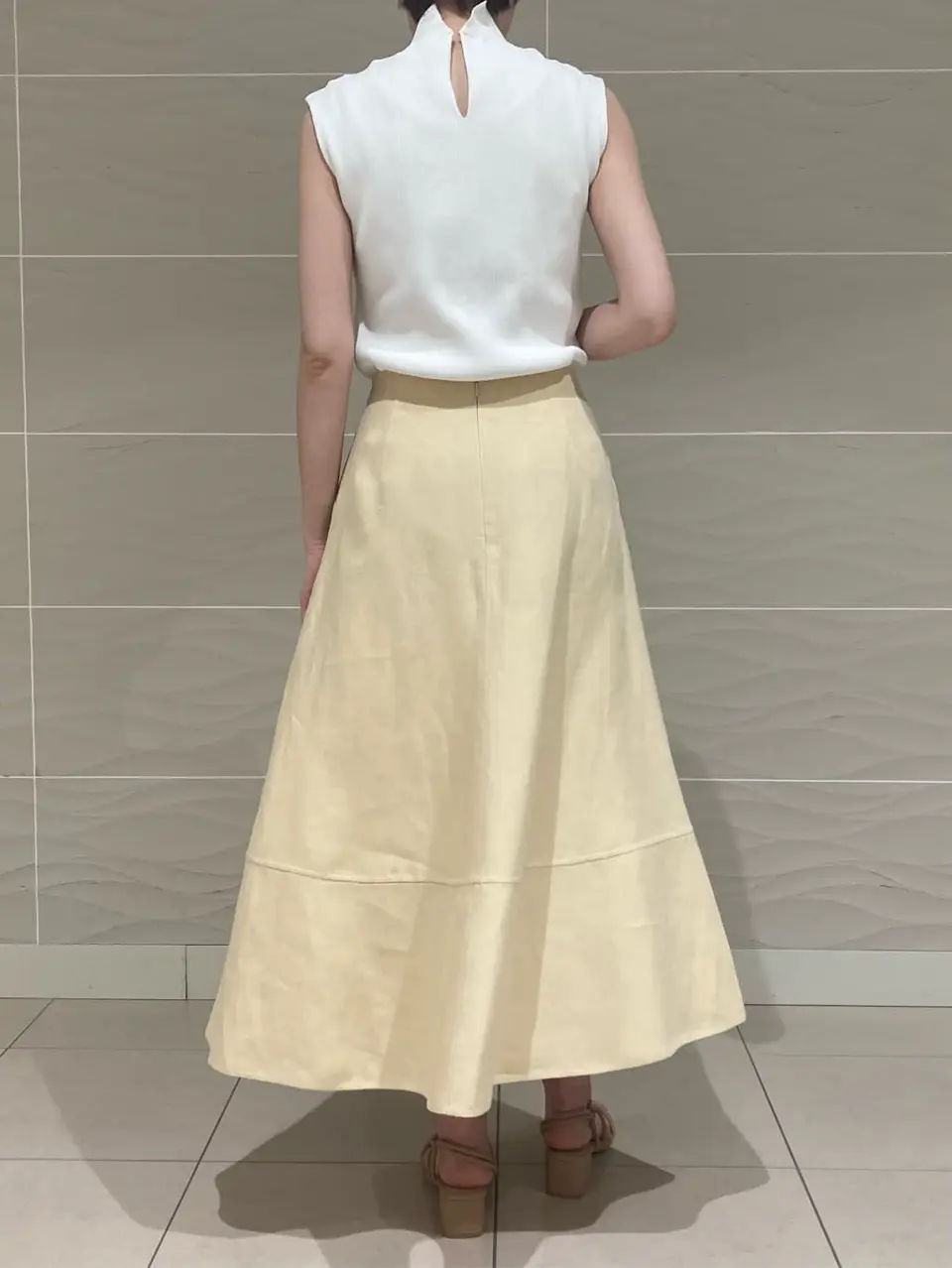 BEIGE， スタッフ コーディネート画像