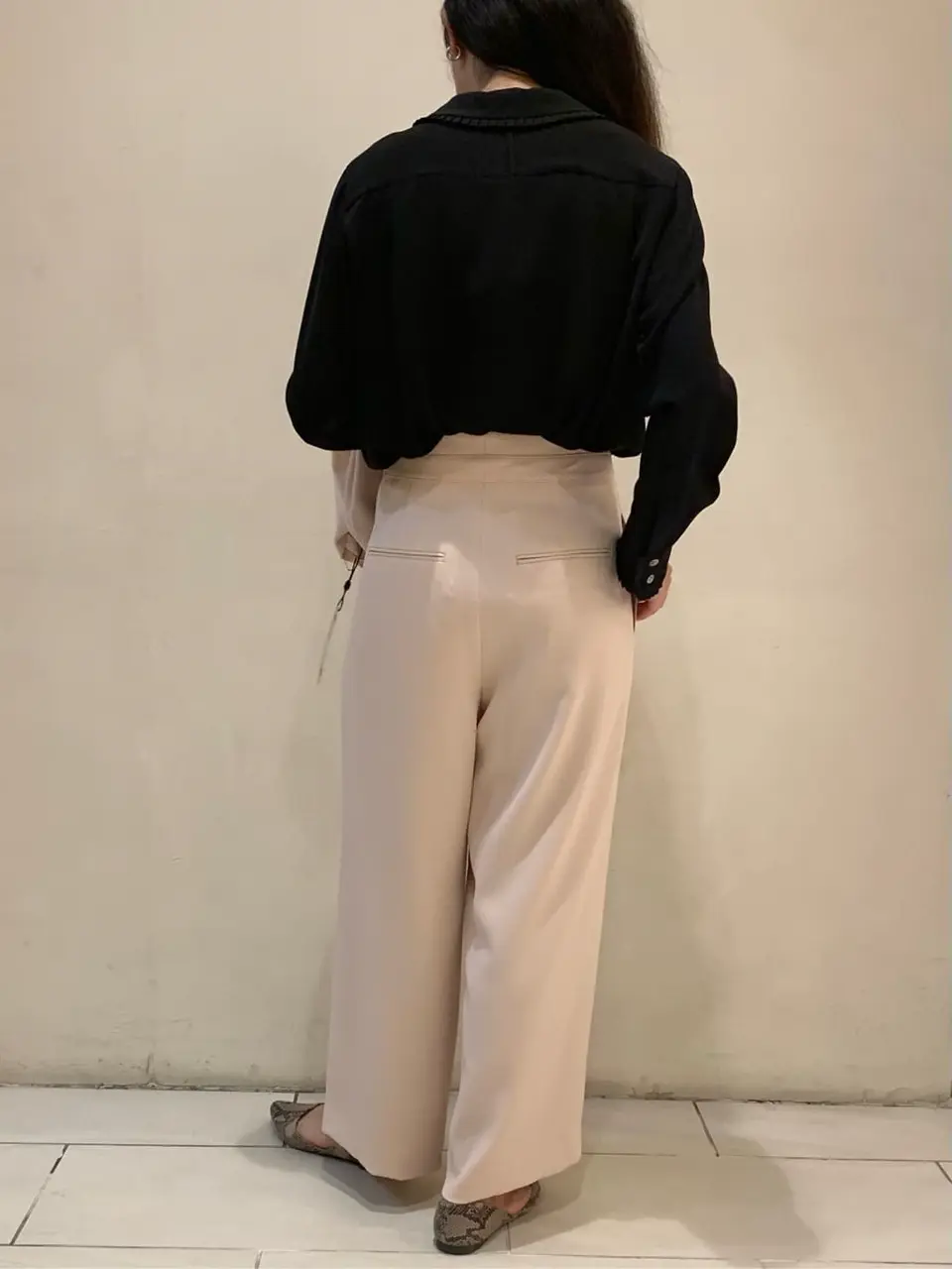 BEIGE， アライ コーディネート画像