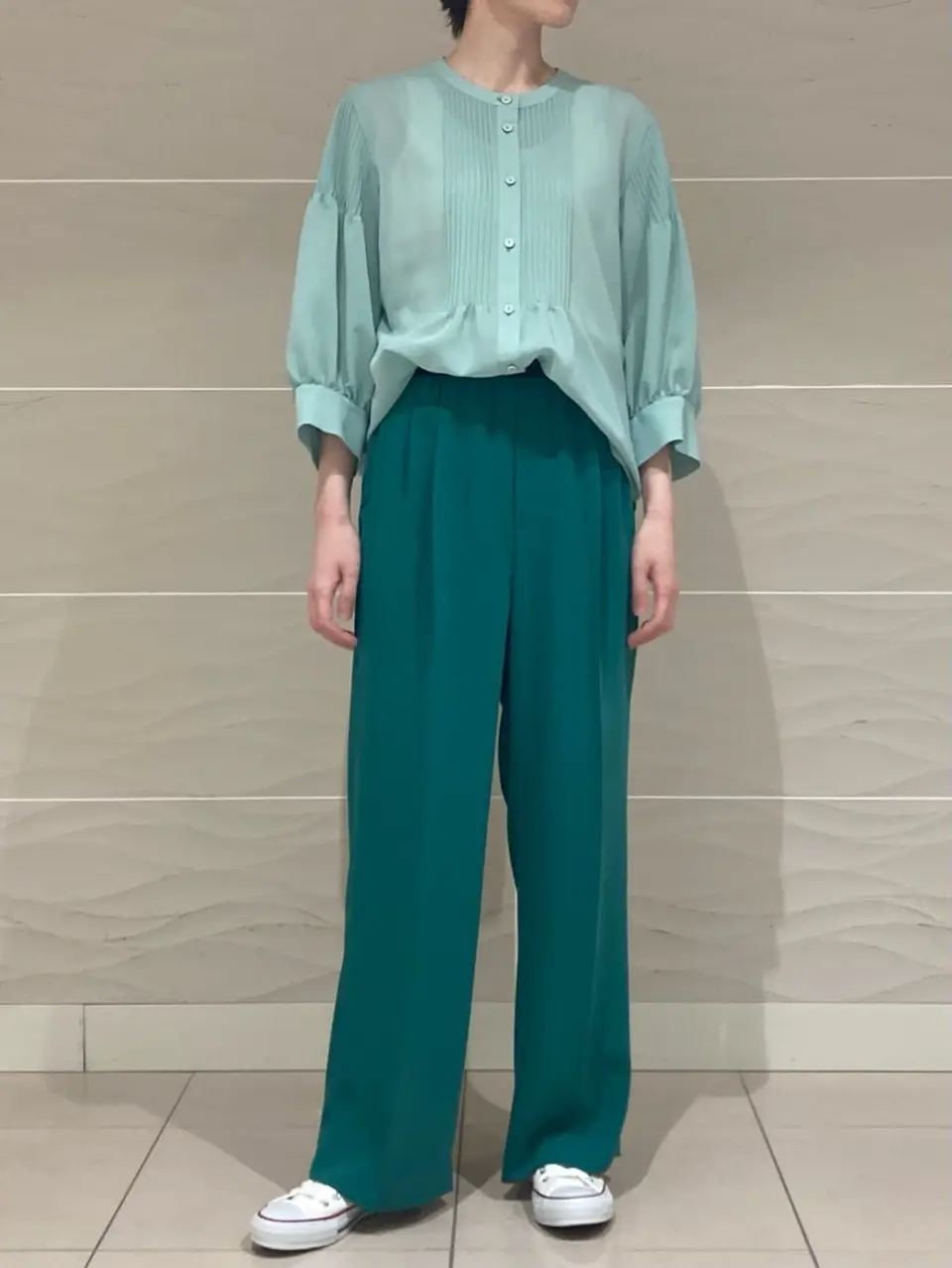 BEIGE， スタッフ コーディネート画像