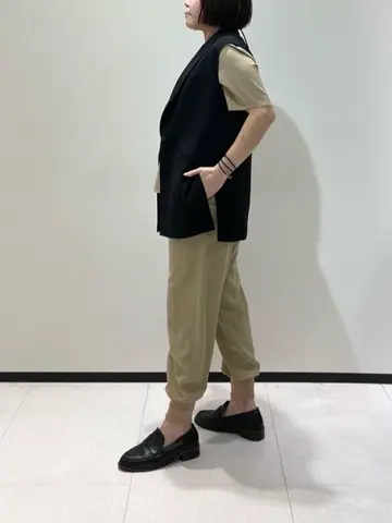 BEIGE， 藤木 コーディネート画像