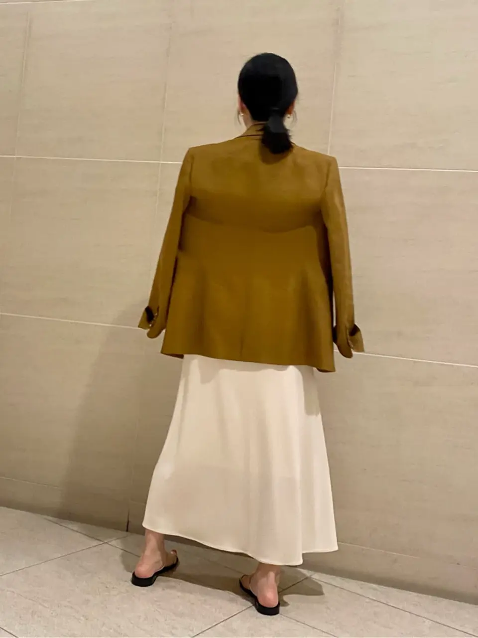 BEIGE， 毛利 コーディネート画像