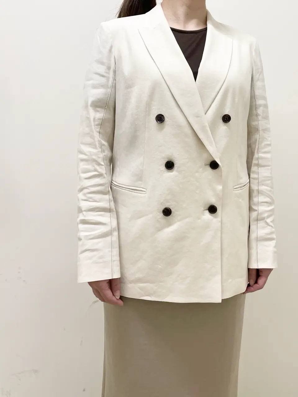 BEIGE， スタッフ コーディネート画像