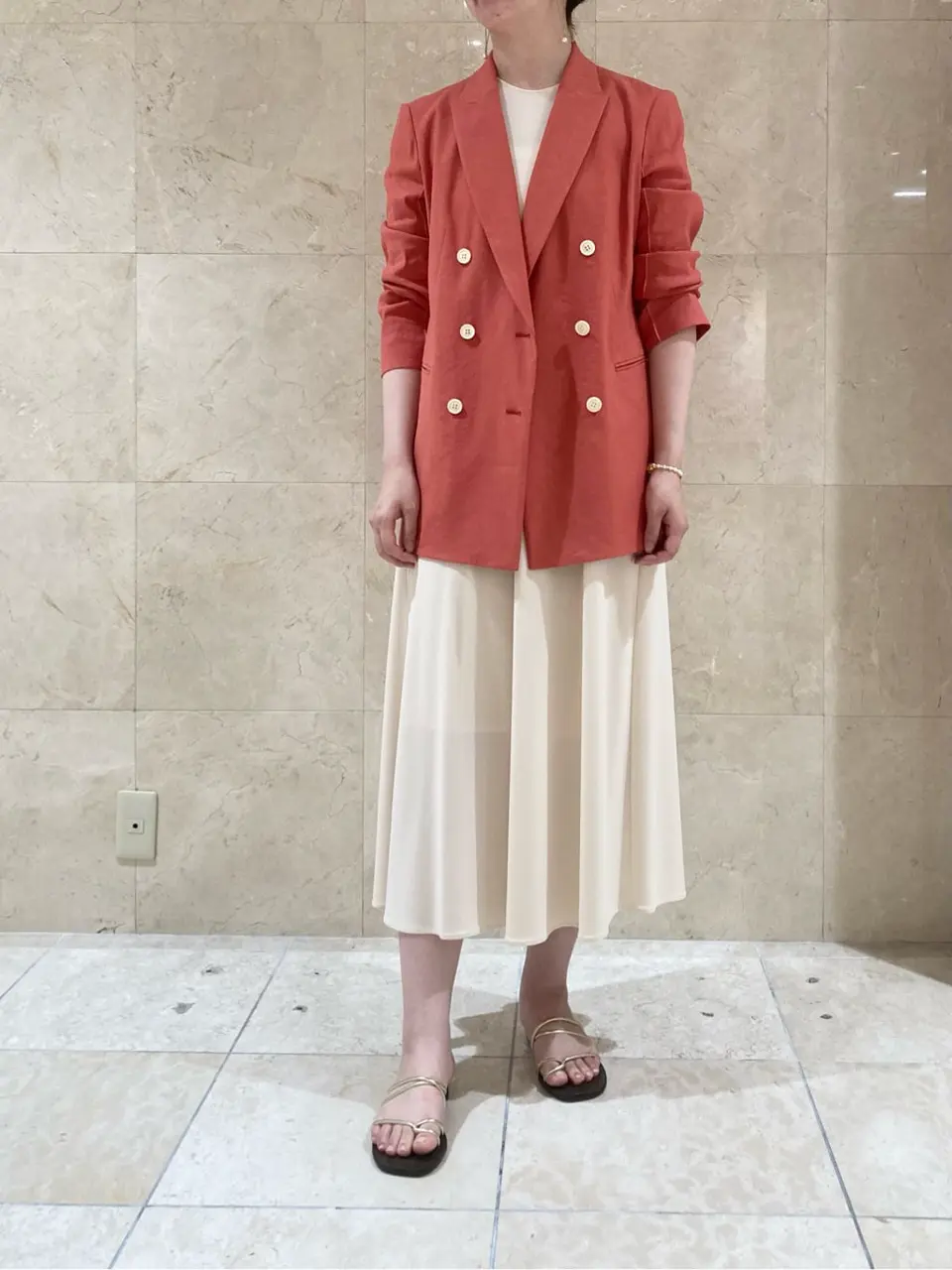 BEIGE， スタッフ コーディネート画像