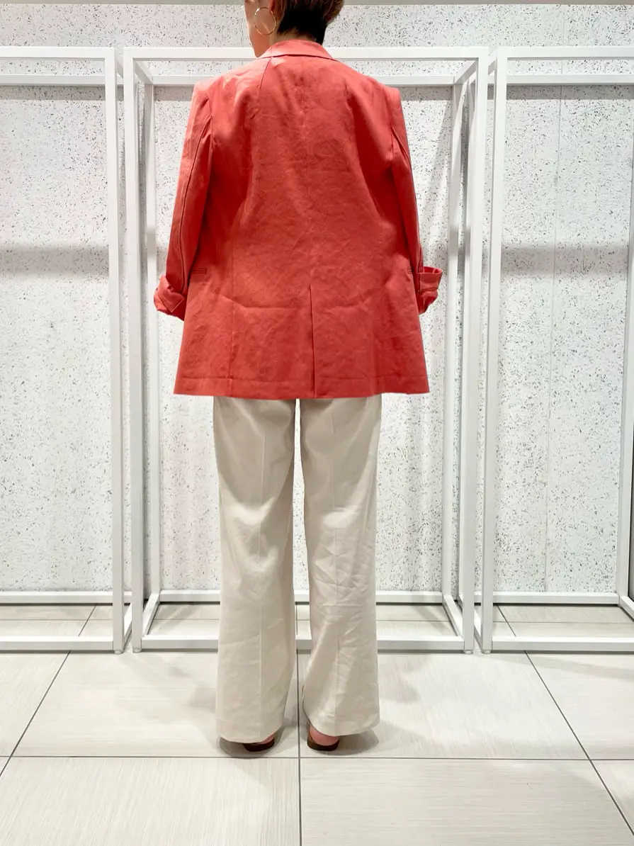 BEIGE， 柴田 コーディネート画像