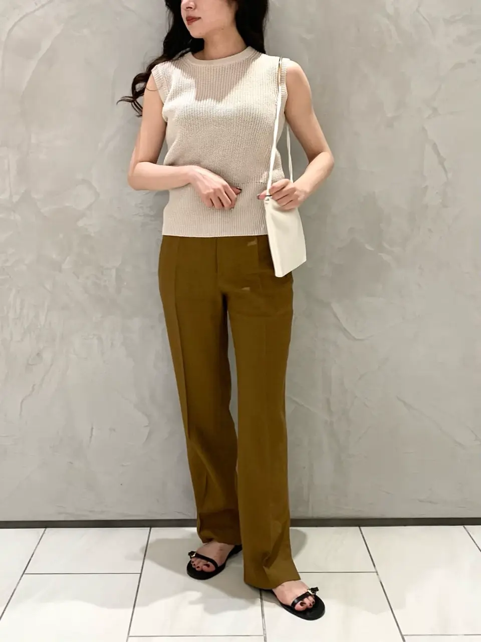 BEIGE， アライ コーディネート画像